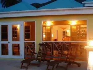 Yellow Bird Villa