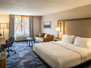 Fairfield Inn & Suites Butler