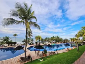 Carmel Charme Resort