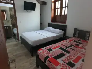 HOTEL COLONIAL A 100 MTS DE LA BASILICA