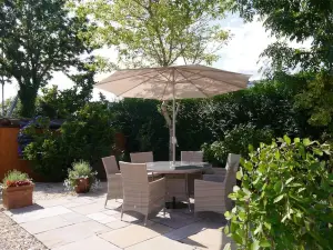Beautiful 2-Bed Apartment in Inverkip Great Garden