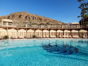 The Canyon Suites at the Phoenician, a Luxury Collection Resort, Scottsdale