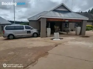 Nongoma Lodge & Inn CC