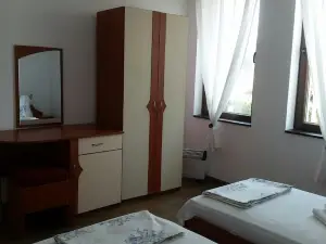 Inviting 1-Bed Apartment in Aleksandrovo