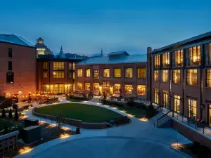 The Foundry Hotel Asheville, Curio Collection by Hilton