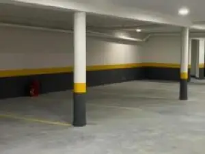 Quarto próximo Av JK