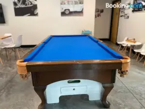 Group Suite Just Off Route 66