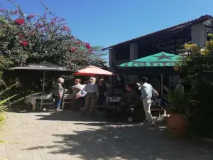 The Farmhouse Boutique Guesthouse and Beergarden CC