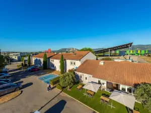 Noemys Valence Nord - Hotel Restaurant