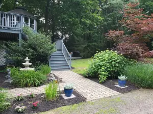 Nature House  Water View Large Deck 2 story  Gazebo 2 bed 2 bath