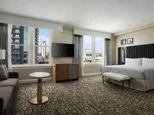 Hotel Flor Tampa Downtown, Tapestry Collection by Hilton