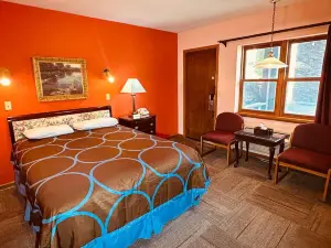 AmeriVu Inn & Suites - St Croix Falls