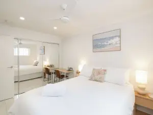 16 Freney St