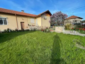 Guest House & Rooms Chris Toros