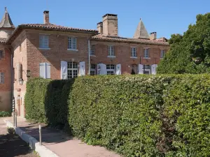 Logis Domaine de Peyrolade