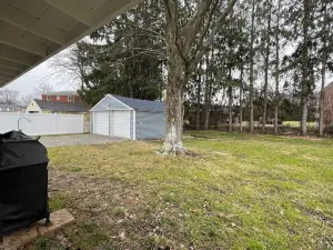 Pet-Friendly Charming  & Cozy 3-bedroom house AC & WiFi in pleasant Youngstown