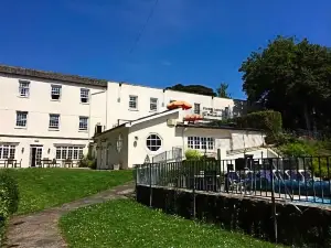 Stoke Lodge Hotel