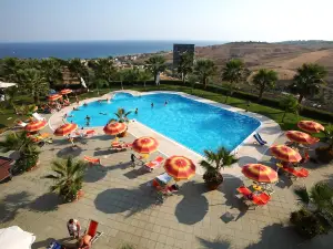 Partenone Resort Hotel