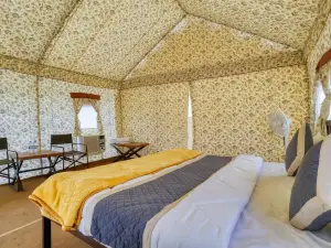 The Venation Camps and Resorts