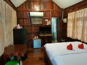 Greenhouse Resort