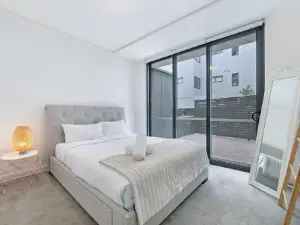 Kozyguru Waitara Kozy 2 Bed Apt Walk to Train Station Nwa008