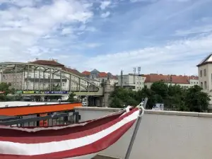 Large Apartments - Great for Groups - with Balcony or Terrace