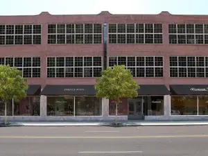 The Lofts at 517