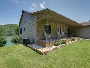 Lakefront Lafollette Home w/ Private Boat Slip!