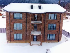 Apartments Red Mountain