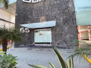 Hotel M Elite Rojo