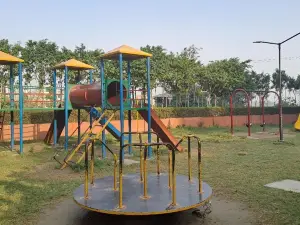Gokul 3bhk Service Apartment Hindon Ghaziabad