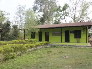 Shuklaphanta Jungle Cottage