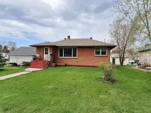 In the Heart of ELY Getaway is short walk to downtown ELY.  Freshly Remodeled!