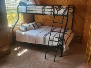 Beautiful Lodge for Weddings, Reunions, Events or Family Gatherings. Sleeps 25+