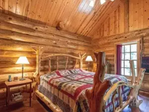 Eagle Nest Cabin