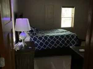 Rogers Pond Luxurious & Romantic Getaway