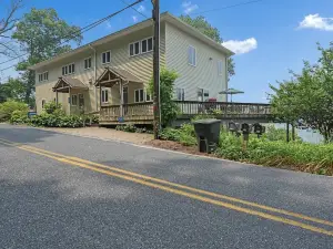 LAKE HOUSE, Waterfront Retreat, Eagles, Sunsets on Susquehanna with DOCK