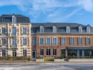 Mayrena Hotel