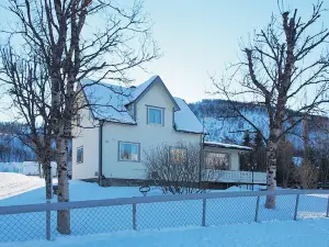 Svensby的6人假期住宅