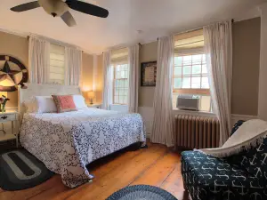 William's Grant Inn Bed and Breakfast