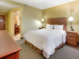 Pittsburgh Airport Inn and Suites
