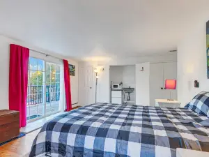 Nice Safe Studio Apartment Close to Everything in Blue Bell Apts by Redawning
