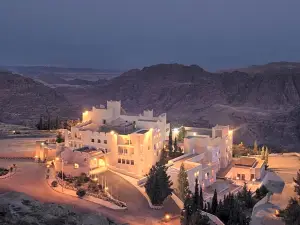 Grand Mercure Petra