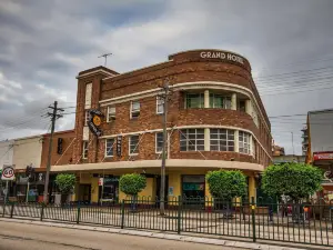 Grand Hotel Rockdale