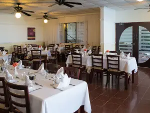Hotel Versalles