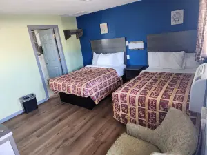 Plaza Motel