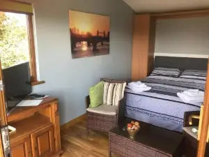 Drumlin View Cabin 21C Deerpark Road