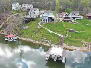 Lakefront Escape on Norris Lake w/ Kayaks