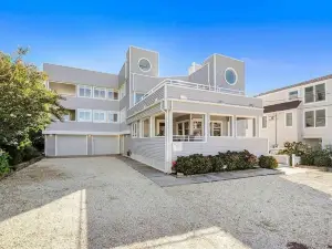 Beach Haven, LBI Luxury Home 3760 SqFt with 6 spectacular decks, 1 off the beach