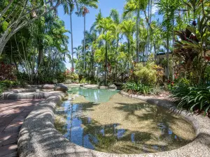 City Oasis Inn Townsville, SureStay Collection by BW